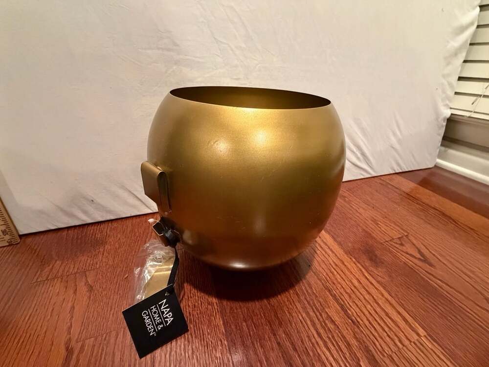 Napa Home And Garden Percy Wall Cachepot Gold